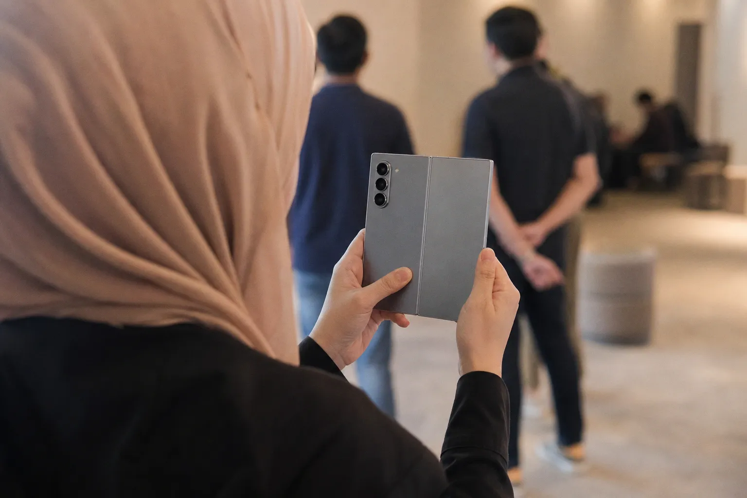 Why the Galaxy Z Fold 8 Design Changes How You Read Digital Newspapers